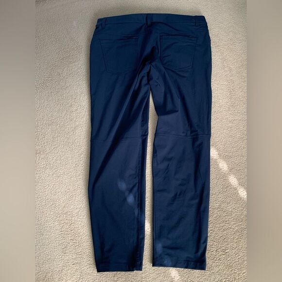 Lululemon commission Navy Pants - Picture 2 of 6